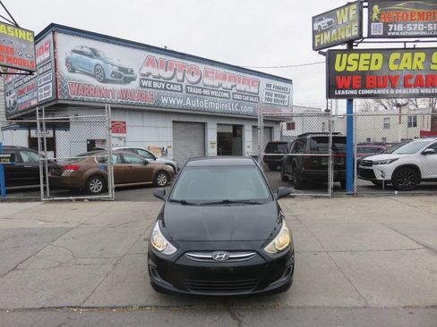 Used 2017 Hyundai Accent Value Edition image 6