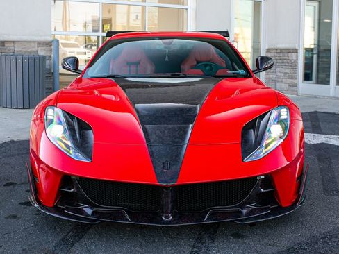 Used 2020 Ferrari 812 Superfast RWD image 9