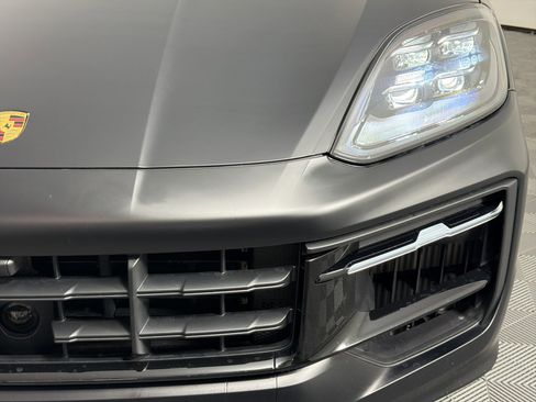 Certified 2026 Porsche Cayenne S AWD/4WD image 11