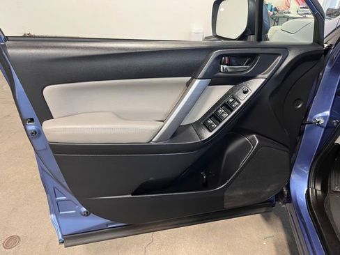 Used 2017 Subaru Forester 2.5i Limited w/ Popular Package #2 image 23