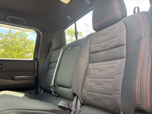 Used 2022 Nissan Frontier PRO-4X w/ Off-Road Protection Package AWD/4WD image 14