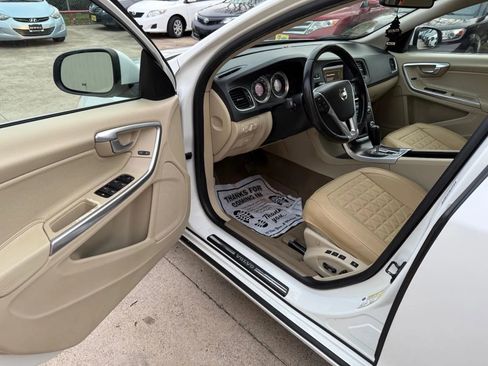 Used 2012 Volvo S60 T5 FWD image 13