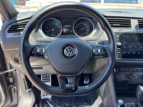 Used 2021 Volkswagen Tiguan SE R-Line w/ 3rd Row Seat Package AWD/4WD image 25