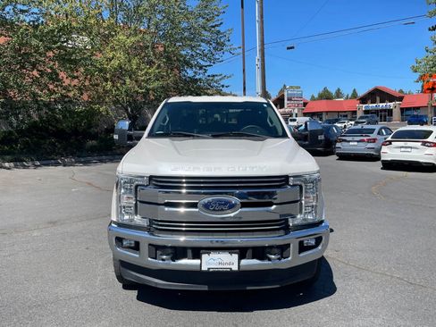 Used 2017 Ford F250 Lariat w/ Chrome Package AWD/4WD image 8