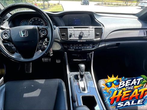 Used 2017 Honda Accord Sport image 17