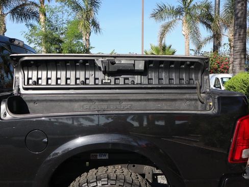 Used 2018 RAM 2500 Limited image 6