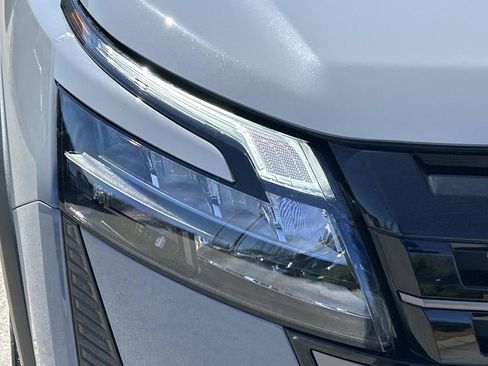 New 2026 Nissan Pathfinder Platinum w/ Lighting Package AWD/4WD image 10