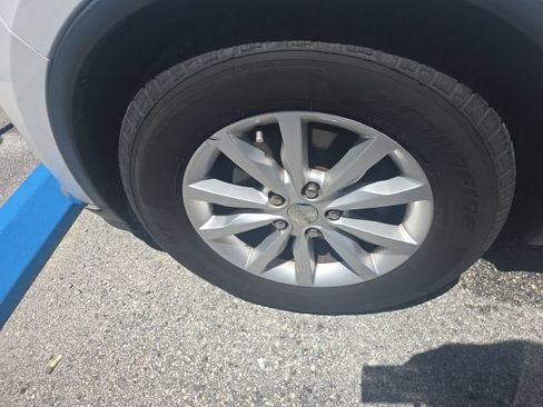 Used 2014 Dodge Durango SXT RWD image 23