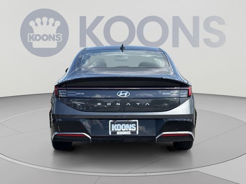 Certified 2025 Hyundai Sonata SEL FWD image 5