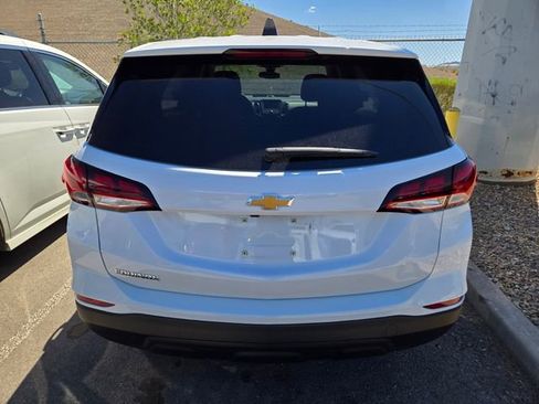 Used 2023 Chevrolet Equinox LS w/ LS Convenience Package FWD image 4