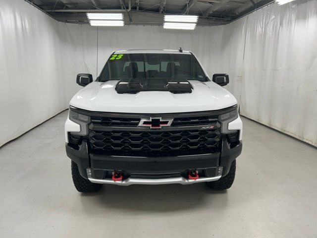 Used 2023 Chevrolet Silverado 1500 ZR2 w/ Technology Package AWD/4WD image 3