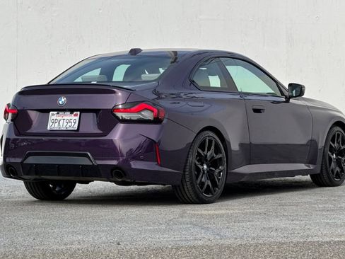 Used 2025 BMW 230i Coupe w/ M Sport Package image 3