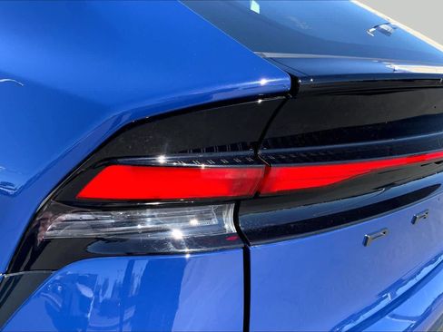 Used 2023 Toyota Prius LE FWD image 28