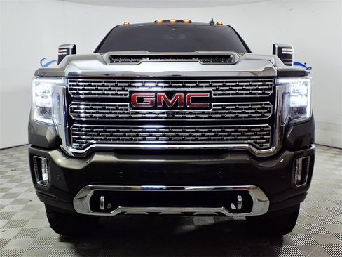 Used 2022 GMC Sierra 2500 Denali image 3