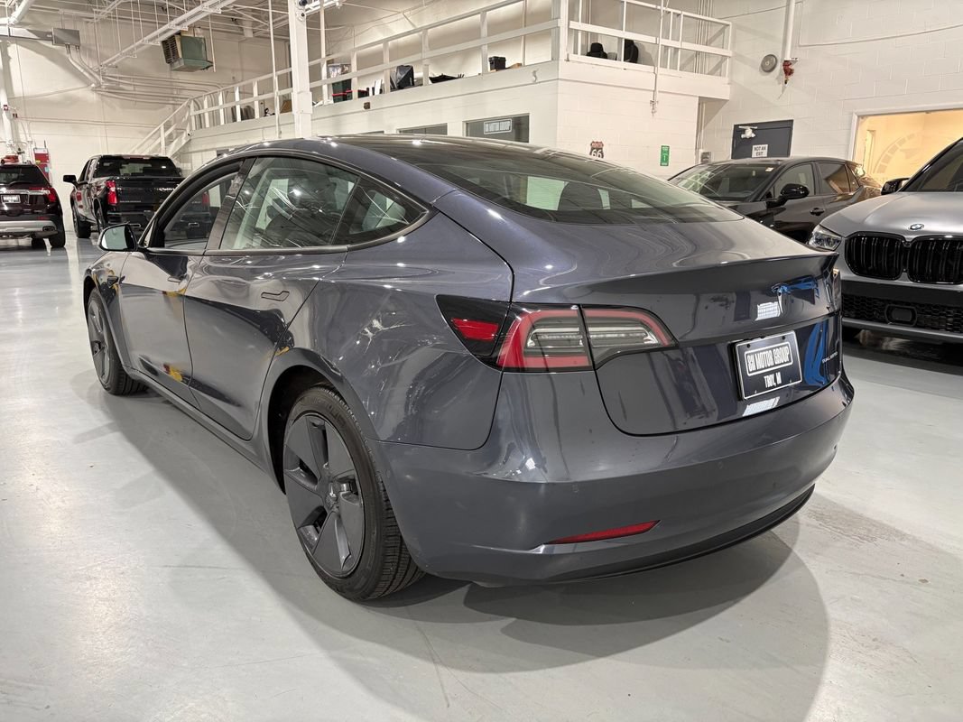 Used 2022 Tesla Model 3 Long Range AWD/4WD image 5