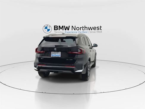 Used 2026 BMW X1 xDrive28i w/ Technology Package AWD/4WD image 2