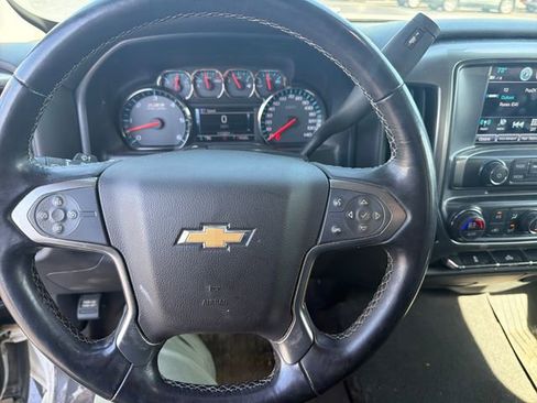 Used 2018 Chevrolet Silverado 1500 LT w/ All Star Edition AWD/4WD image 17