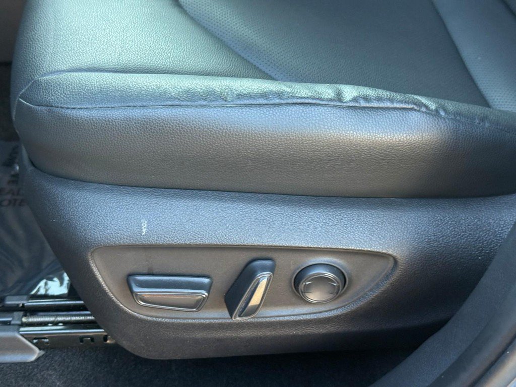 Certified 2025 Toyota Grand Highlander AWD image 21