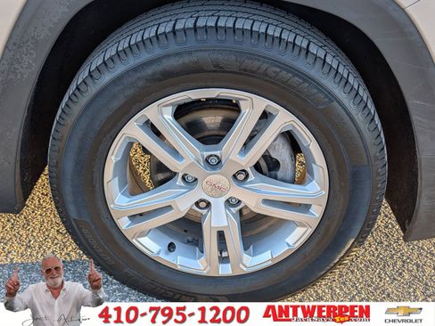 Used 2020 GMC Terrain SLE w/ Driver Convenience Package image 11