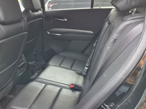 Used 2020 Cadillac XT4 Premium Luxury image 7