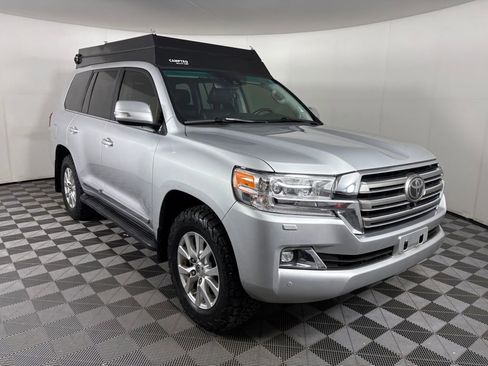Used 2016 Toyota Land Cruiser AWD/4WD image 1