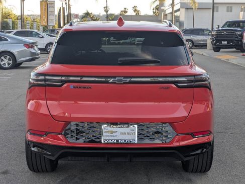 Used 2025 Chevrolet Equinox EV RS w/ LPO, All-Weather Mat Package image 6