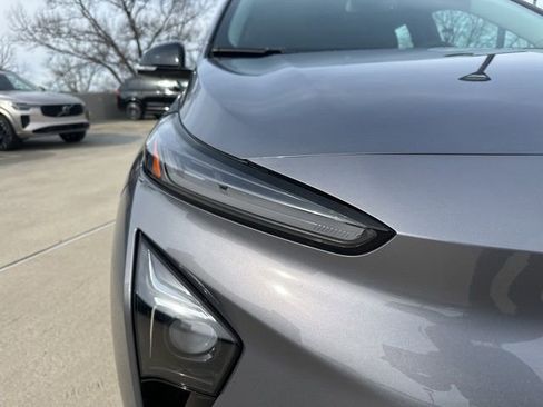 Used 2023 Chevrolet Bolt EUV LT w/ Convenience Package image 11