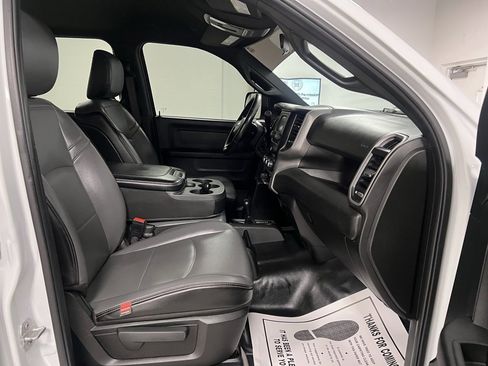 Used 2022 RAM 2500 Tradesman w/ Chrome Appearance Group image 55