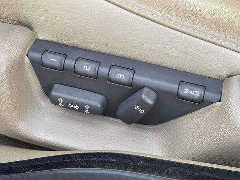 Used 2002 Volvo C70 LT FWD image 14