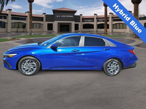 Certified 2024 Hyundai Elantra Blue image 5