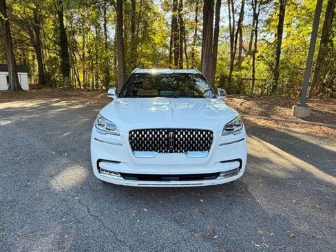 Used 2020 Lincoln Aviator Black Label w/ Dynamic Handling Package image 17