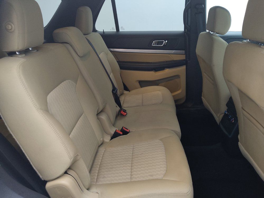 Used 2017 Ford Explorer 4WD image 19