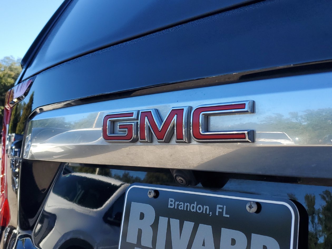 Used 2021 GMC Yukon Denali RWD image 6