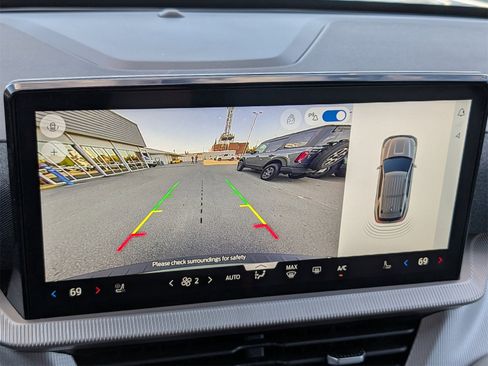 New 2025 Ford Explorer Active w/ Active Comfort Package image 19