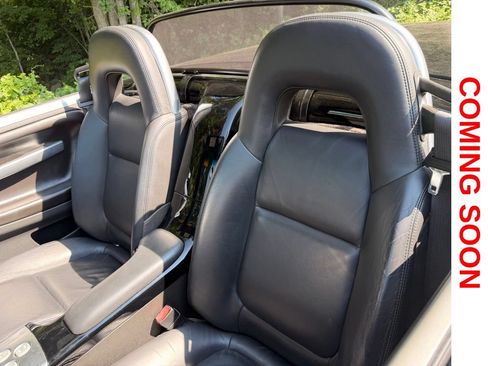 Used 2005 Chevrolet SSR w/ Preferred Equipment Group RWD image 11