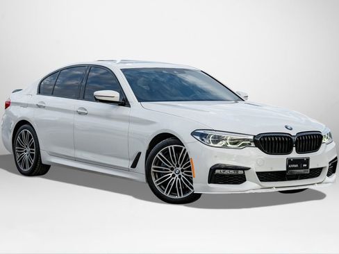 Used 2018 BMW 540i xDrive w/ M Sport Package image 4