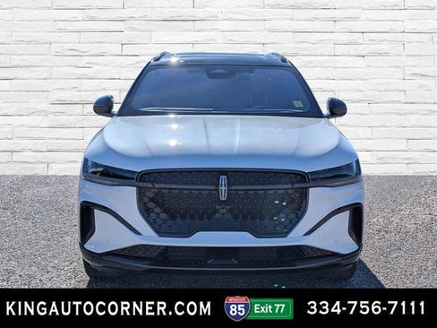 New 2026 Lincoln Nautilus Reserve w/ Jet Appearance Package image 2