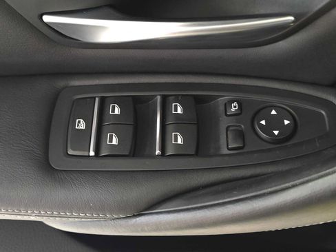 Used 2018 BMW M3 RWD image 22