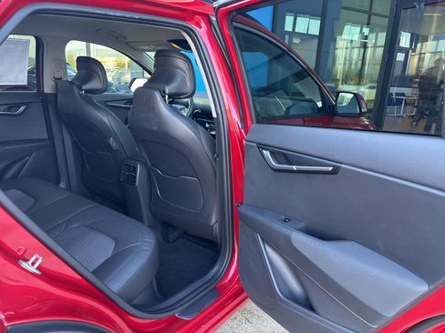 Used 2023 Kia Niro EX FWD image 14