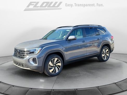 New 2026 Volkswagen Atlas SE image 3