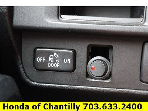 Used 2017 Toyota Tacoma SR w/ Tow Package image 16