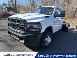 New 2024 RAM 3500 Tradesman video 3