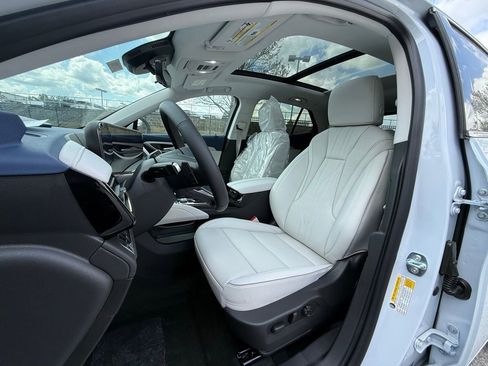 New 2026 Buick Envision Avenir image 5