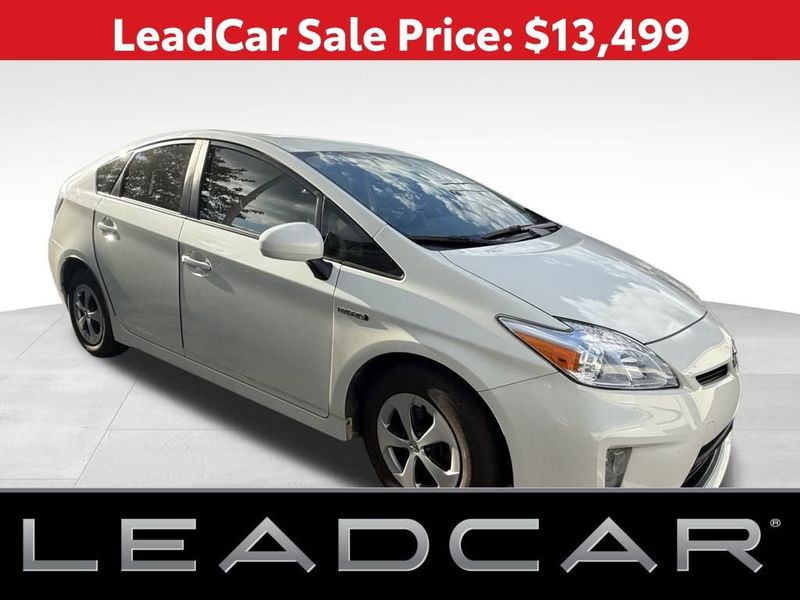 Used 2015 Toyota Prius Three image 1