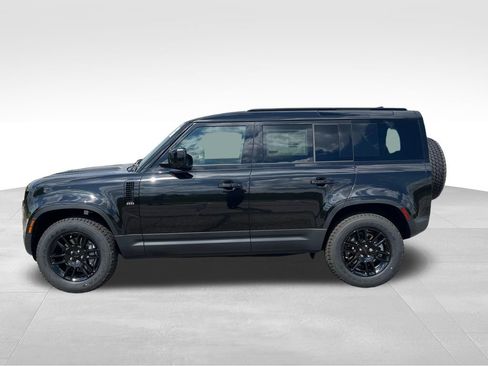 New 2026 Land Rover Defender 110 S AWD/4WD image 2