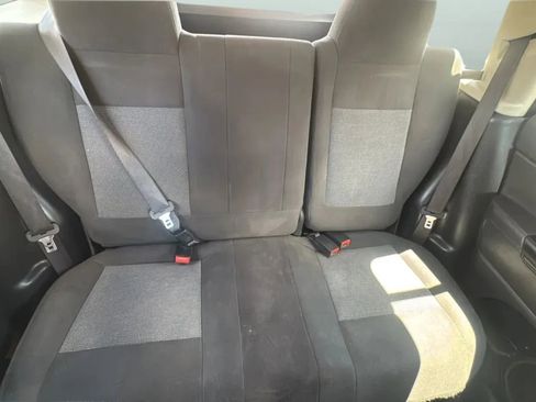 Used 2017 Jeep Patriot Latitude AWD/4WD image 19