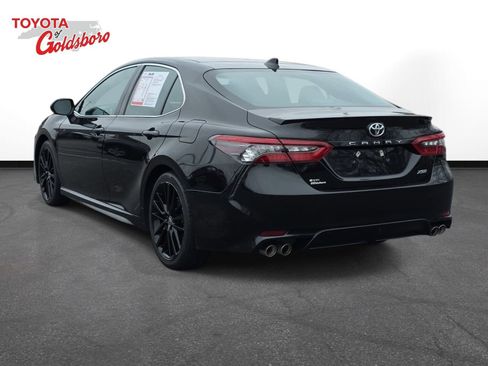 Used 2021 Toyota Camry XSE image 7