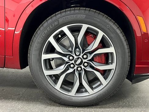 New 2025 Cadillac XT6 Sport w/ Technology Package image 11