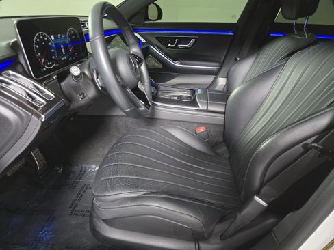 Used 2023 Mercedes-Benz S 500 4MATIC image 11