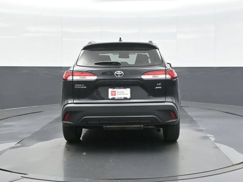 Certified 2024 Toyota Corolla Cross LE w/ Moonroof Package AWD/4WD image 6